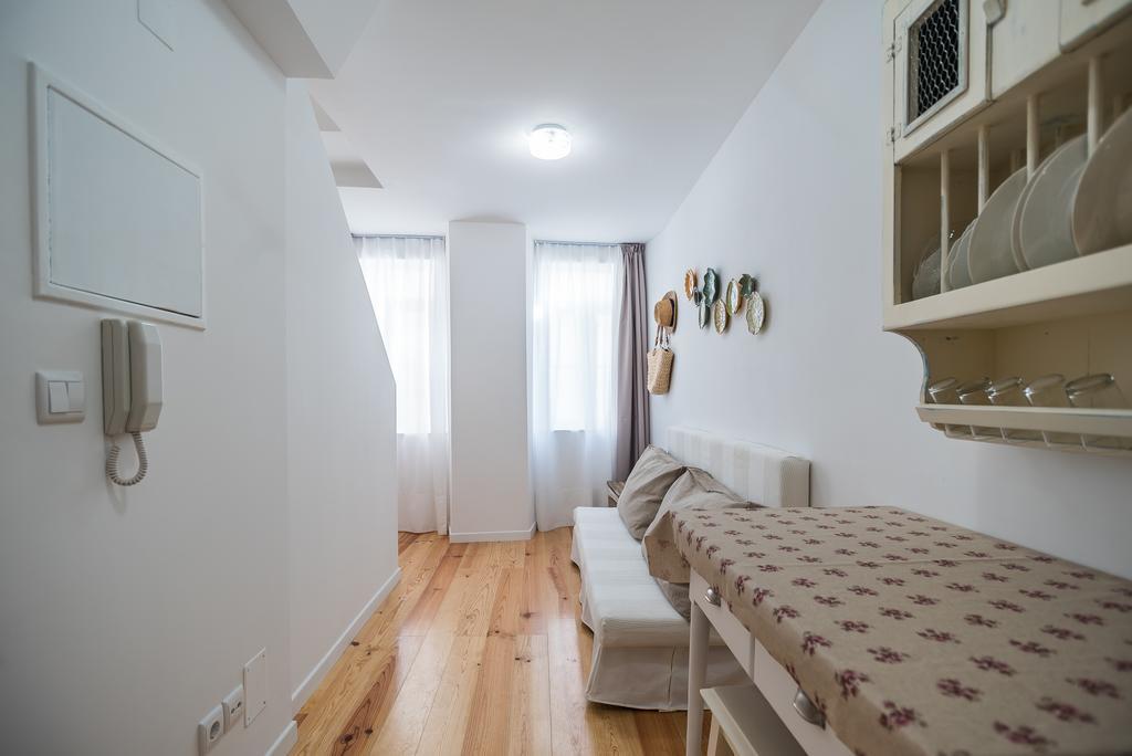 Little Duplex In Alfama Apartment ลิสบอน ภายนอก รูปภาพ